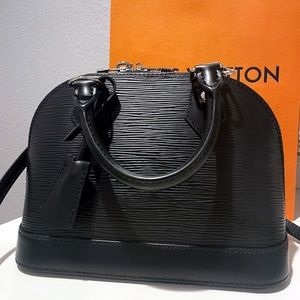 Louis Vuitton Alma BB